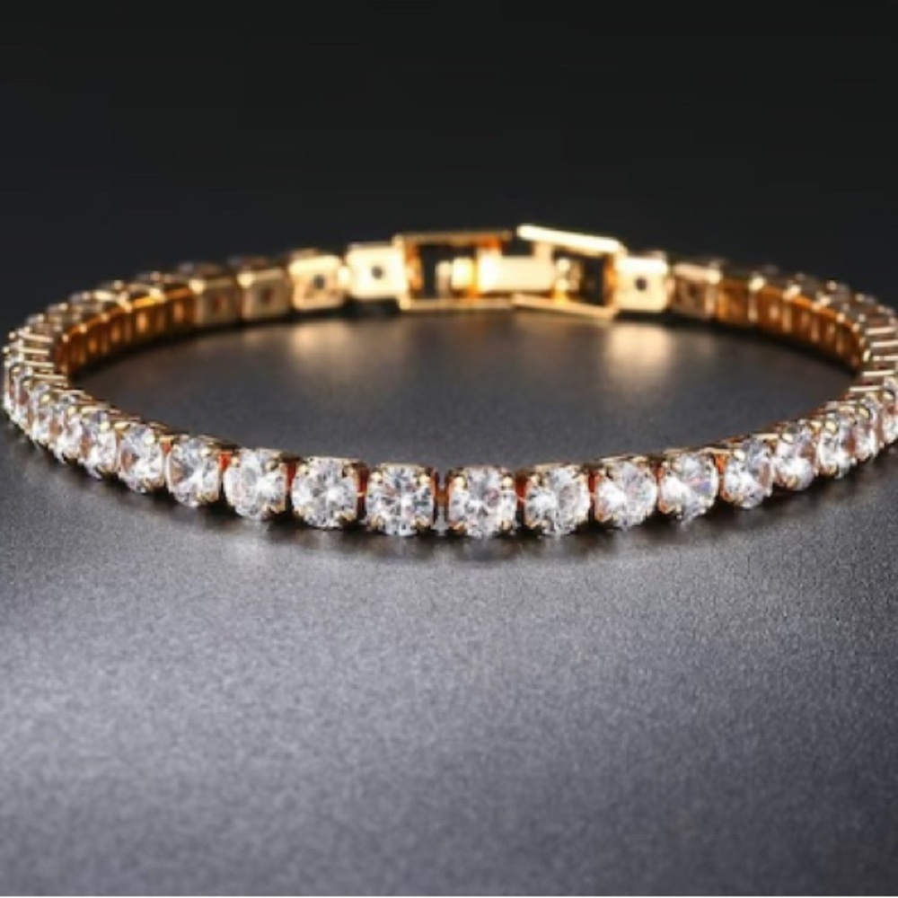 Tennis bracelet
